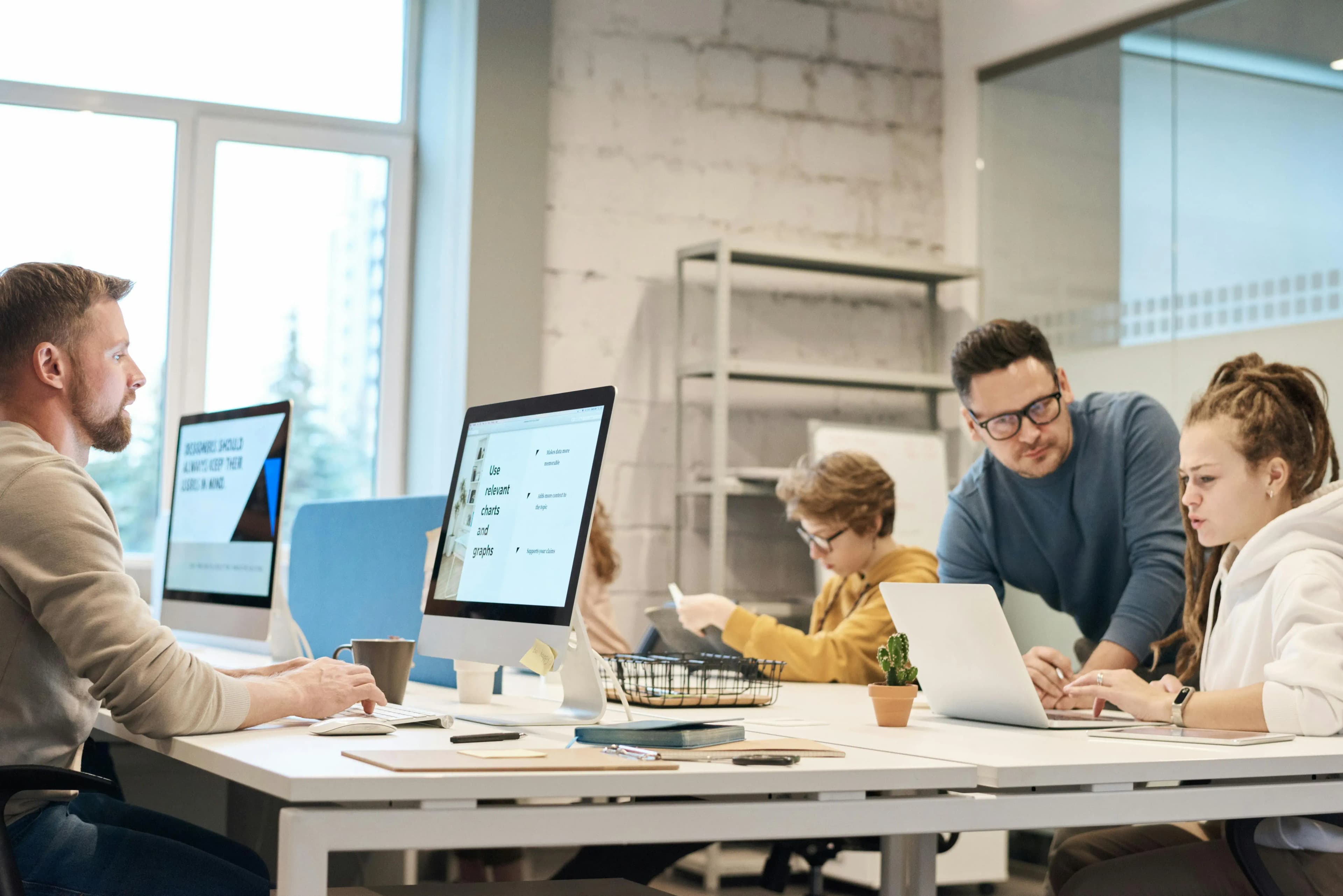 WordPress Google Ads Tracking: Plugin vs Manual Setup